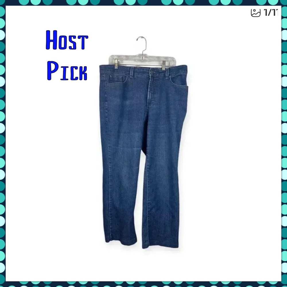 ⭐️ Host Pick ⭐️ Nine West denim blue jeans size 16